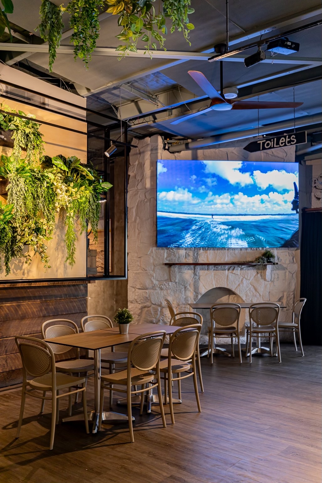 Beach Road By 4 Pines - Noosa